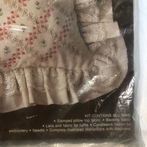 Vintage 1983 Paragon Needlecraft 14” Pillow Embroidery Kit with Lace Ruffle NOS - Picture 10 of 15
